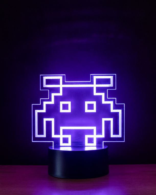 lampada-plexiglass-led-space-invaders